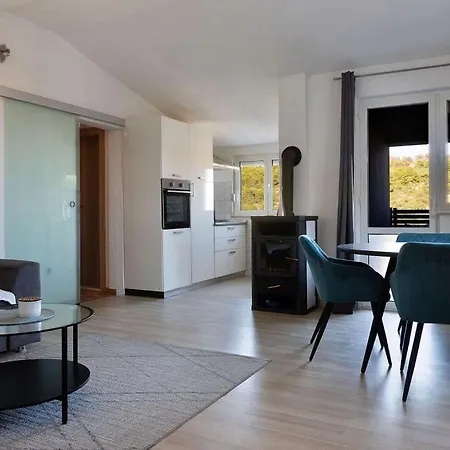 Apartmán Jole 2 *