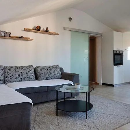 Jole 2 Trogir